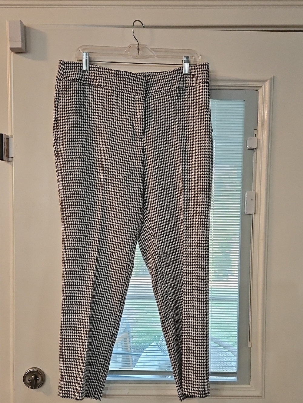 Kasper Black & White Houndstooth Men’s Dress Pants